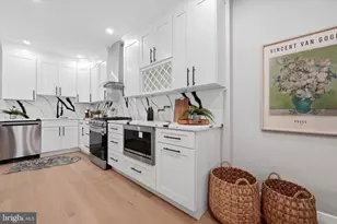 511 N 37th St, Philadelphia, PA 19104 - Photo 15