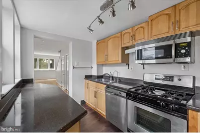 819 League Street, Philadelphia, PA 19147 - Photo 9