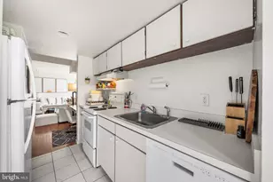 220 Bainbridge St, Philadelphia, PA 19147 - Photo 43