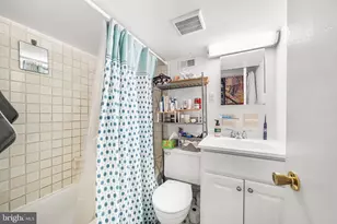220 Bainbridge St, Philadelphia, PA 19147 - Photo 47