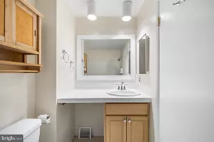 220 Bainbridge St, Philadelphia, PA 19147 - Photo 29