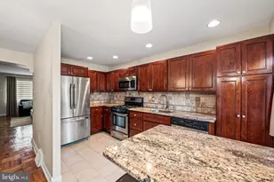 3205 S Juniper St, Philadelphia, PA 19148 - Photo 9