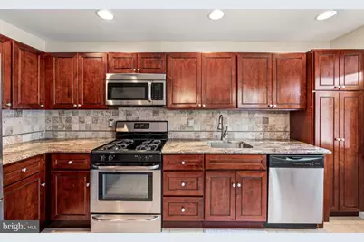 3205 S Juniper Street, Philadelphia, PA 19148 - Photo 11
