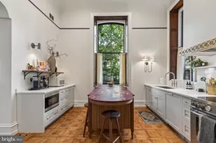 2200 St James Pl, Philadelphia, PA 19103 - Photo 17