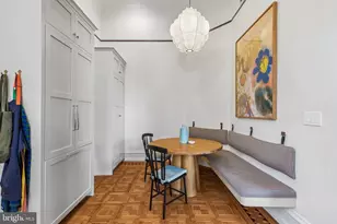 2200 St James Pl, Philadelphia, PA 19103 - Photo 23
