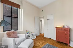 2200 St James Pl, Philadelphia, PA 19103 - Photo 41