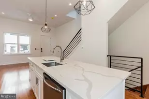 146 W Wildey St, Philadelphia, PA 19123 - Photo 5