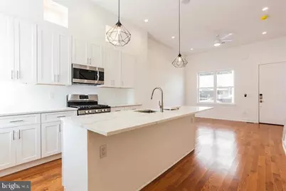 146 W Wildey Street, Philadelphia, PA 19123 - Photo 3