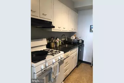 604 S Washington Square #1309, Philadelphia, PA 19106 - Photo 5
