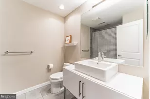 211 Brown St, Philadelphia, PA 19123 - Photo 19