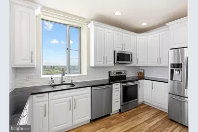 901 N Penn Street #R2401, Philadelphia, PA 19123 - Photo 3