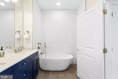 901 N Penn Street #R2401, Philadelphia, PA 19123 - Photo 21