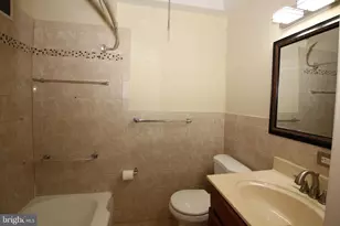 222 W Colonial St, Philadelphia, PA 19126 - Photo 19