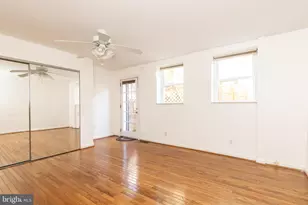 910 Mountain St, Philadelphia, PA 19148 - Photo 9