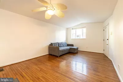 910 Mountain Street, Philadelphia, PA 19148 - Photo 3