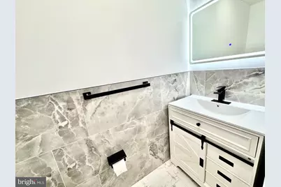 915 Cantrell Street, Philadelphia, PA 19148 - Photo 13