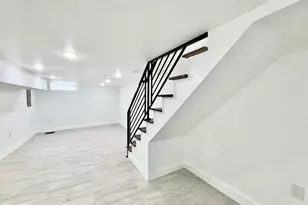 915 Cantrell St, Philadelphia, PA 19148 - Photo 27