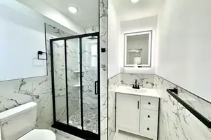915 Cantrell St, Philadelphia, PA 19148 - Photo 1