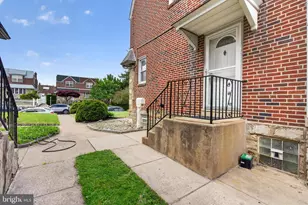 8129 Revere St, Philadelphia, PA 19152 - Photo 3