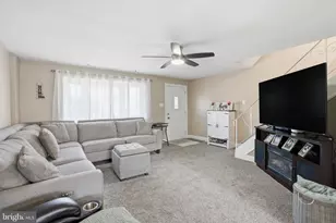 3622 Canby Dr, Philadelphia, PA 19154 - Photo 3