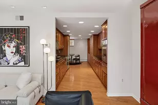 245 S 3rd St, Philadelphia, PA 19106 - Photo 9