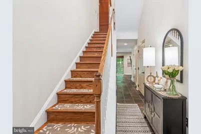 852 Independence Court, Philadelphia, PA 19147 - Photo 3