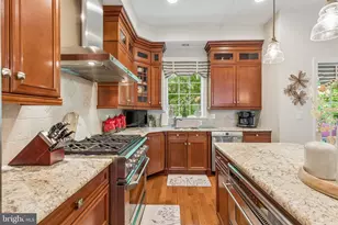 852 Independence Ct, Philadelphia, PA 19147 - Photo 1