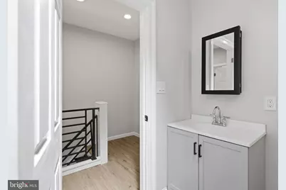3013 S Carlisle Street, Philadelphia, PA 19145 - Photo 11