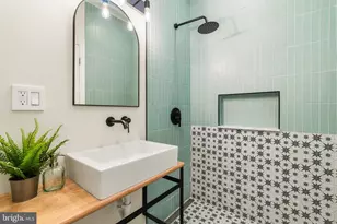 1906 S 10th St, Philadelphia, PA 19148 - Photo 29