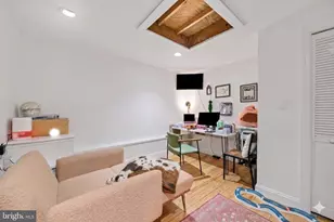 9 Bristow Pl, Philadelphia, PA 19123 - Photo 5