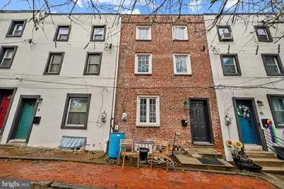 9 Bristow Place, Philadelphia, PA 19123 - Photo 1