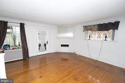 986 E Godfrey Avenue, Philadelphia, PA 19124 - Photo 7