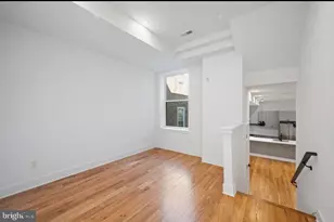 1927 Mt Vernon St, Philadelphia, PA 19130 - Photo 5