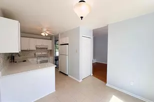 307 Thyme Ln, Philadelphia, PA 19128 - Photo 7