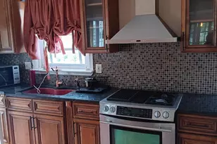 838 Glenview St, Philadelphia, PA 19111 - Photo 45