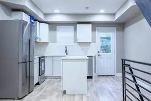 2212 Greenwich St, Philadelphia, PA 19146 - Photo 5