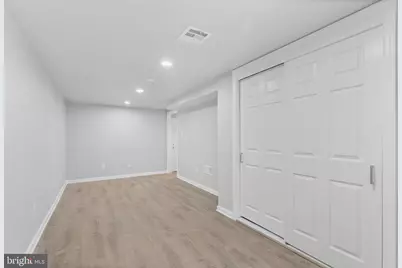 69 E Slocum Street, Philadelphia, PA 19119 - Photo 17