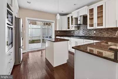 1019 S 6th Street, Philadelphia, PA 19147 - Photo 9