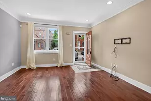 1019 S 6th St, Philadelphia, PA 19147 - Photo 5
