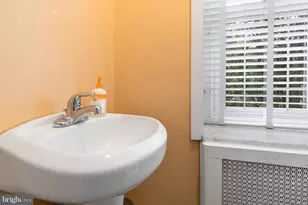 825 E Haines St, Philadelphia, PA 19138 - Photo 31