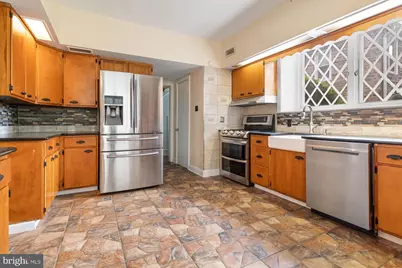 825 E Haines Street, Philadelphia, PA 19138 - Photo 25