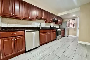 2450 S American St, Philadelphia, PA 19148 - Photo 7