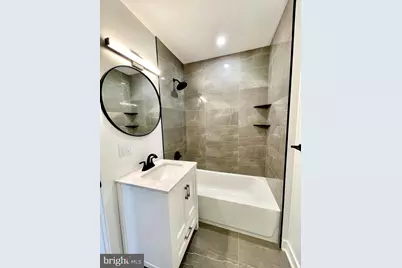 912 N 30th Street, Philadelphia, PA 19130 - Photo 7