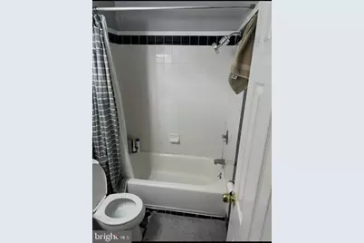 1817 S 11th Street #2, Philadelphia, PA 19148 - Photo 7