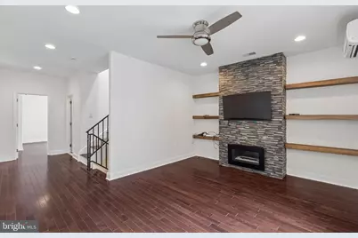 752 S Hicks Street, Philadelphia, PA 19146 - Photo 9