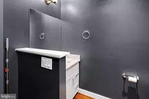 1434 S Lawrence Terrace, Philadelphia, PA 19148 - Photo 25