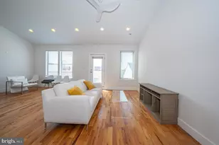 825 N 20th St, Philadelphia, PA 19130 - Photo 3