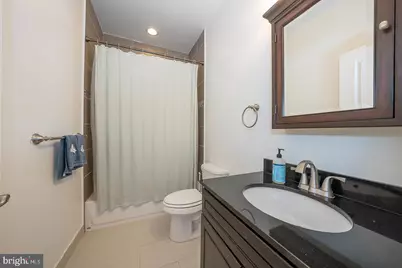 825 N 20th Street #A, Philadelphia, PA 19130 - Photo 17