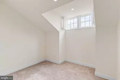 1 Academy Circle #302, Philadelphia, PA 19146 - Photo 25