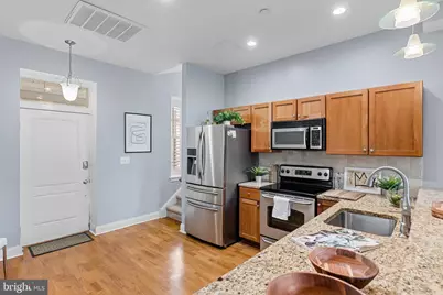 1 Academy Circle #302, Philadelphia, PA 19146 - Photo 5